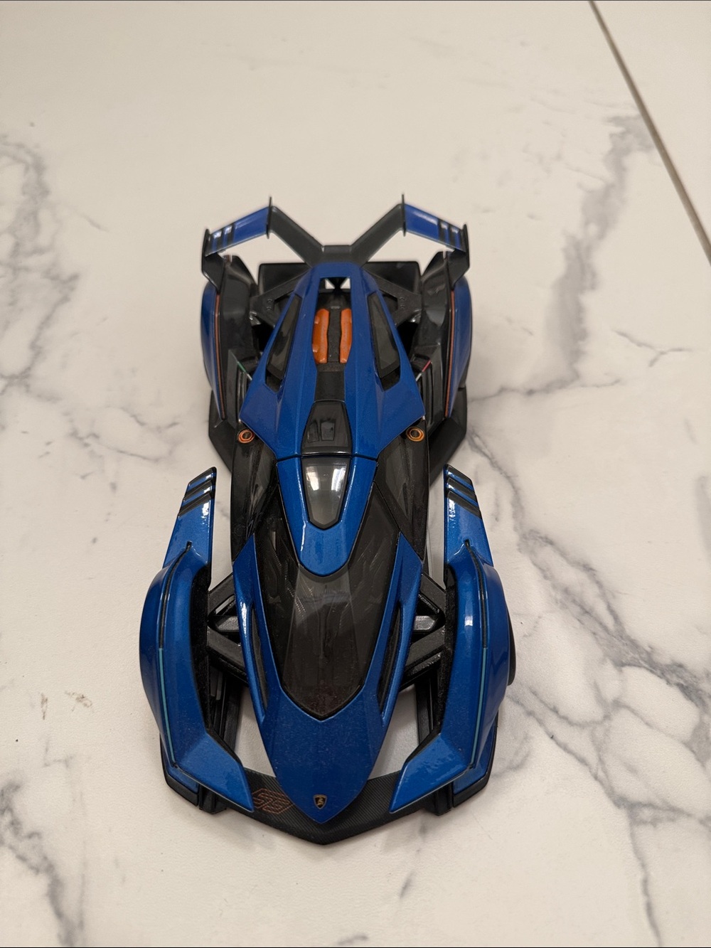 Maisto Lamborghini V12 Vision Gran Turismo 1:18 Blue Diecast Model